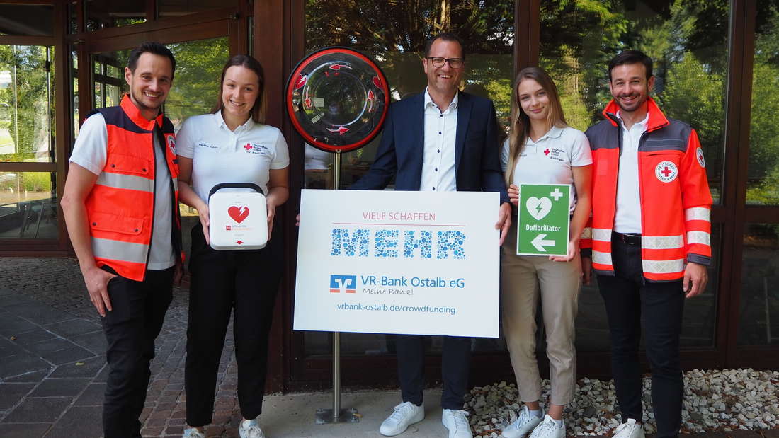 Defibrillator-Standort am Friedhof in Essingen